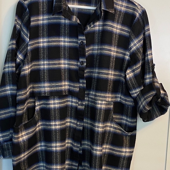 Women’s flannel shirt - Picture 1 of 3